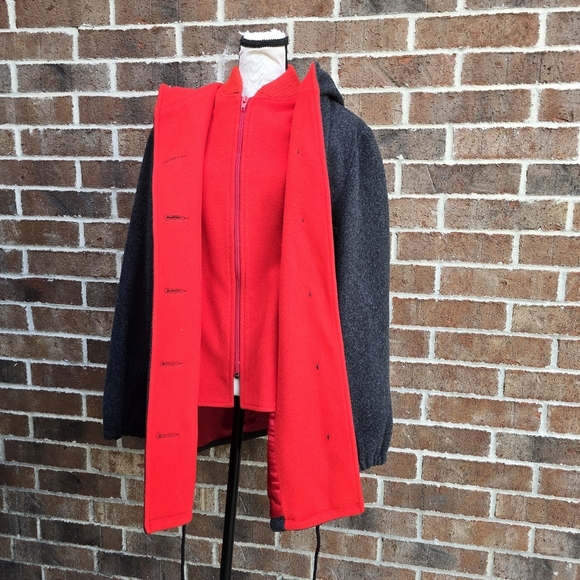 Vintage Gray Hooded Wool Coat with Red Interior Trim - Picture 3 of 16